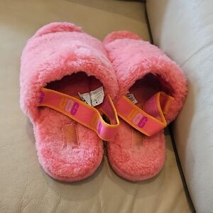 UGG Bright Pink Fluffy Slides